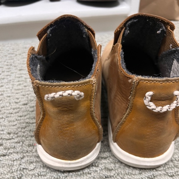 Women’s Olukai shoes - Picture 3 of 6